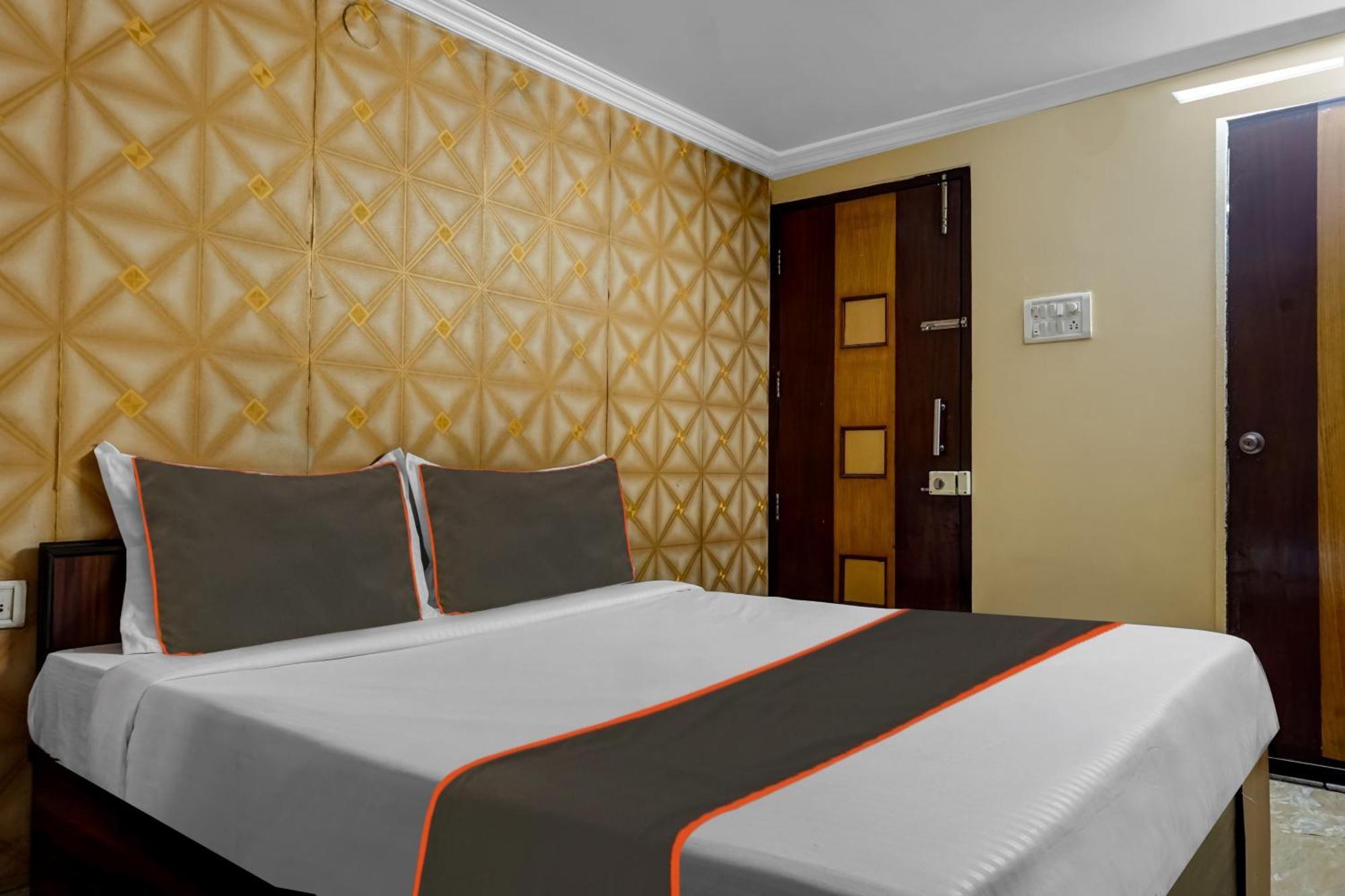 Hotel Galaxy Residency Kalyani Nagar Pune Exterior foto